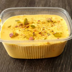 91,2. Eis-Traditionelles Safran Eis mit vielen Pistazien